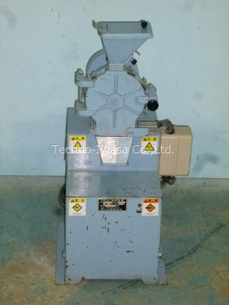 ���-���Ӌ@